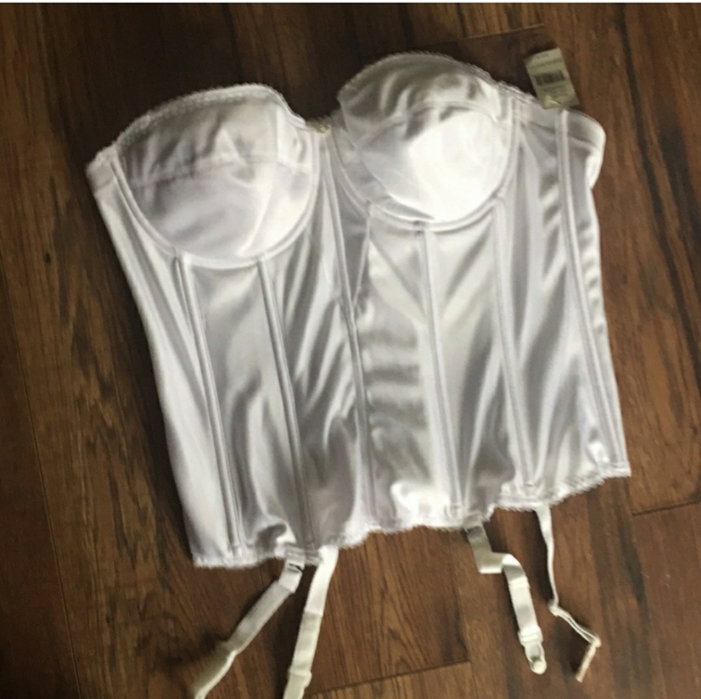 Sexy white corset 40C  Dominique NWT